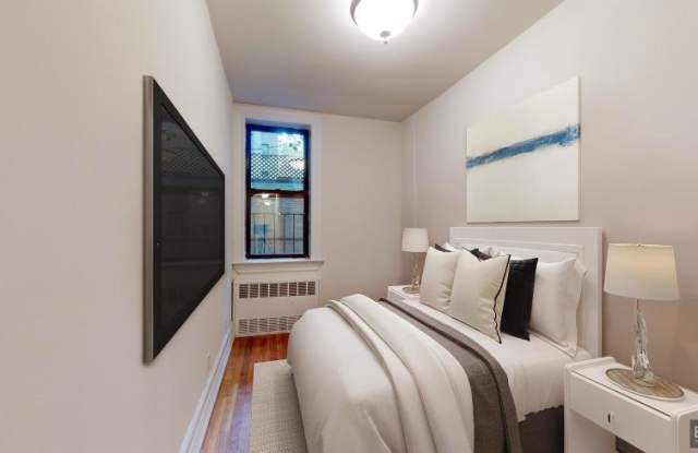 338 East 70th Street Gallery 3
