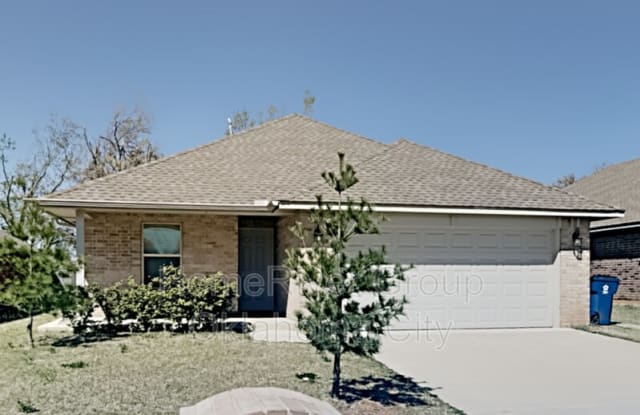 201 Saint Charles Way - 201 Saint Charles Way, Midwest City, OK 73130