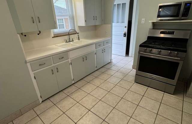 Nice 3 bedroom Single Family Home for Rent in Millcreek! Gallery 3