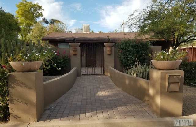 7138 E ORANGE BLOSSOM Lane - 7138 East Orange Blossom Lane, Scottsdale, AZ 85253