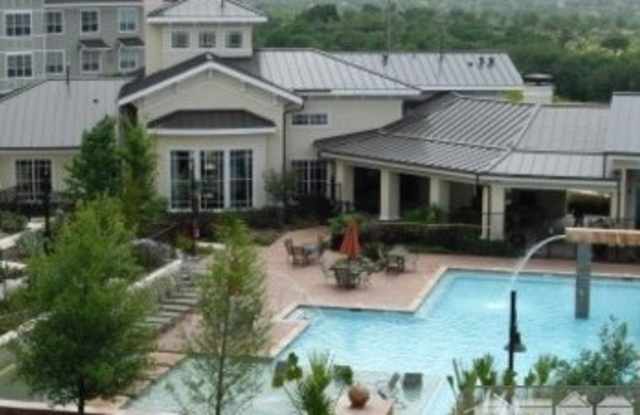 6863 Loop - 6863 West Loop South, Houston, TX 77056