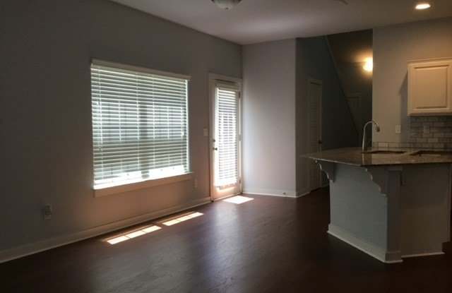 3802 SW Peachwood Drive Gallery 3