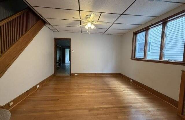 1322 Penn Avenue Gallery 4