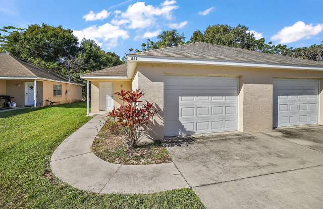 537 Paulling Drive - 1 photos photos