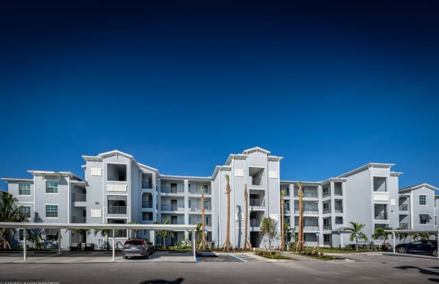 JUST REDUCED!! 3-BEDROOMS, 2-BATH- ANNUAL RENTAL- HERITAGE LANDING GOLF  COUNTRY CLUB photos photos