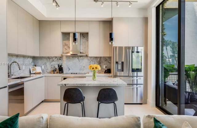 1030 15th Street photos photos