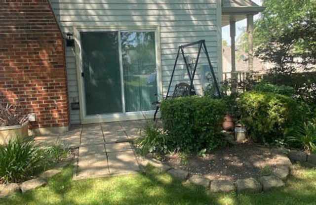 2635 College Hill Circle Gallery 3