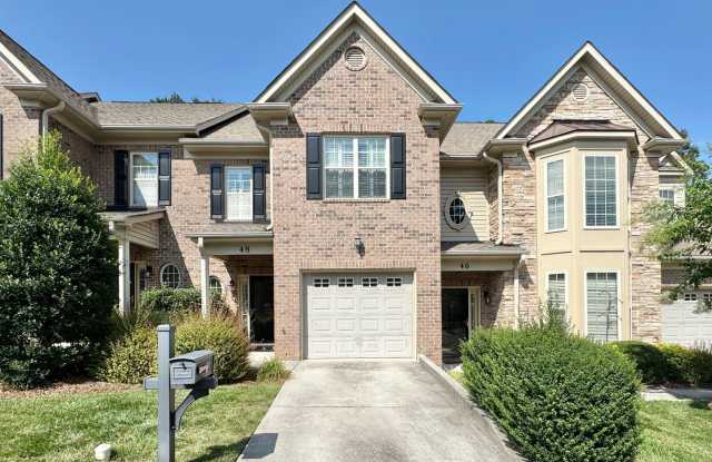 2 Bedroom Townhome W/ Office Space  Large Fenced-In Patio! photos photos