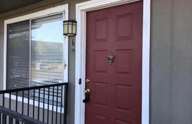 <b>2 Bedroom Reno Condo in Gated Community<br><br> photos photos <b>2 Bedroom Reno Condo in Gated Community<br><br> photos photos
