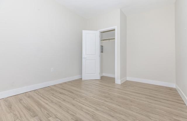 Spruce St Portfolio Gallery 1