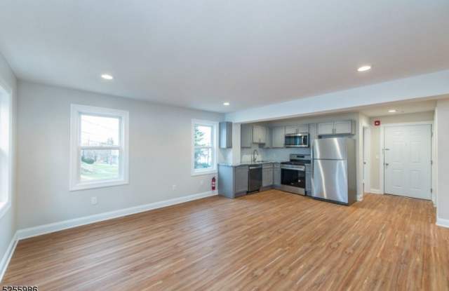 122 Main St photos photos