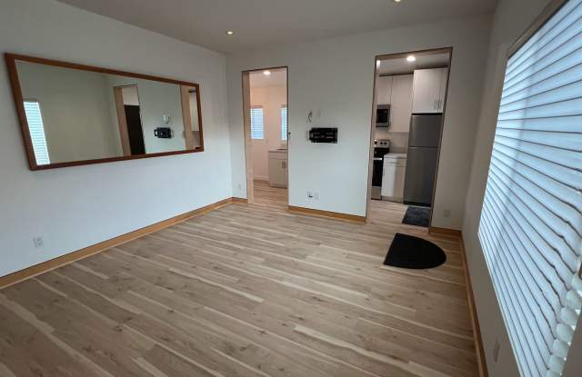 Studio ADU Available for Immediately Move In! Gallery 4