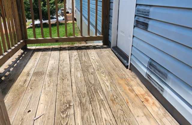 8364 Cedar St - Unit #1 Gallery 2
