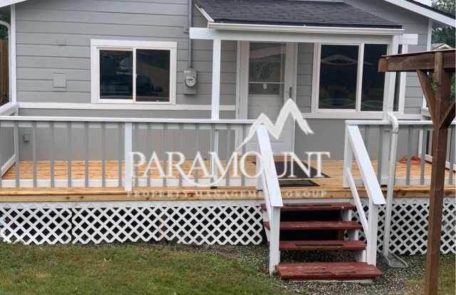 Cute 2 Bedroom in Keyport! - 1776 Northeast Poulsbo Avenue, Keyport, WA 98345