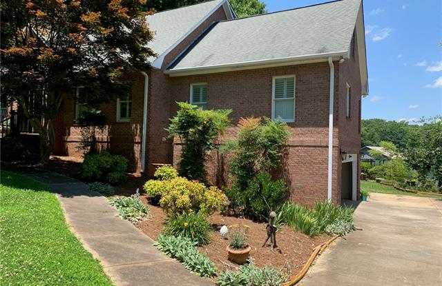 218 Shady Cove Road Gallery 3