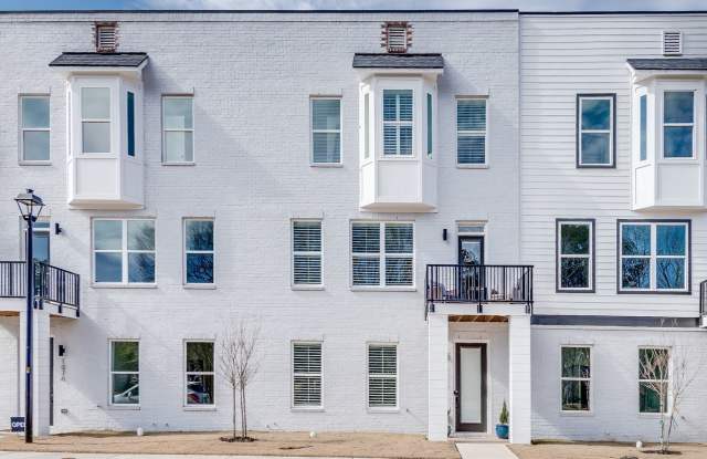 Gorgeous 3/3.5 Townhome Minutes From Downtown Decatur and Avondale Estates! photos photos
