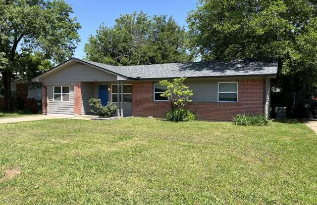 703 Terry Drive - 703 Terry Drive, Norman, OK 73069