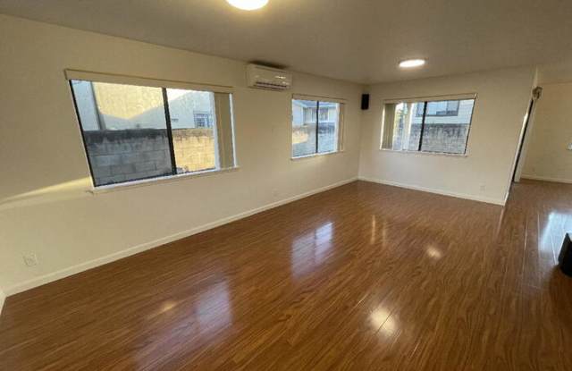 95-208 Haleleka Place Gallery 2