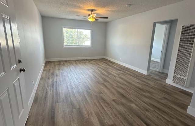 6045 Cherry Avenue photos photos
