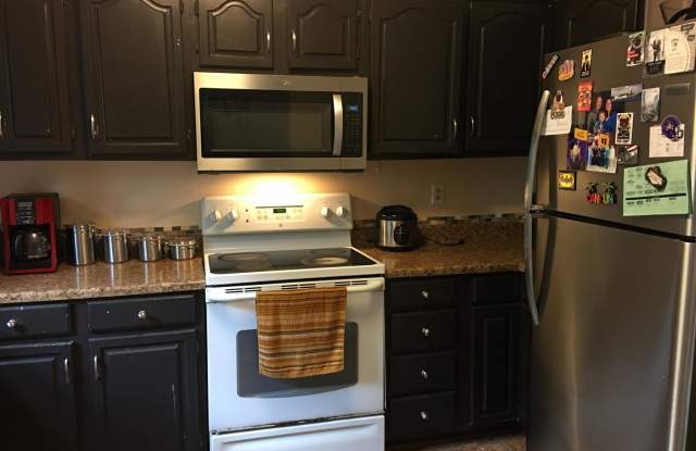3942 PEPPERIDGE COURT Gallery 3