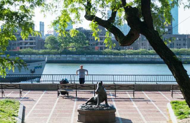 Sutton Marquis photos photos Sutton Marquis photos photos