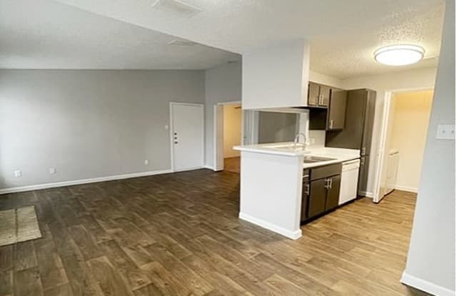 Woodhollow Apartments photos photos