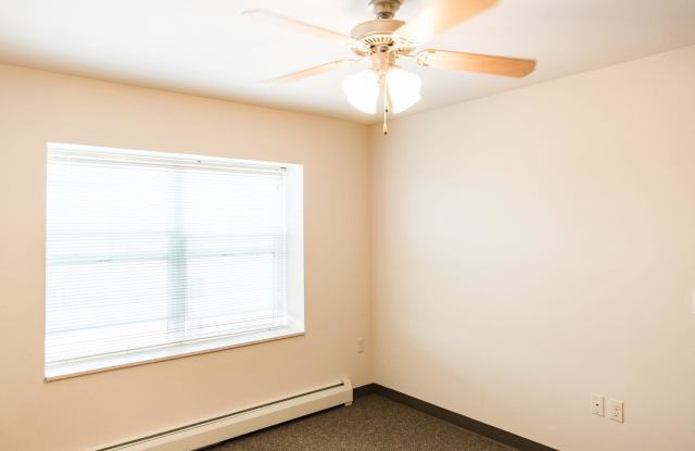 Becher Terrace - Senior Housing Gallery 4