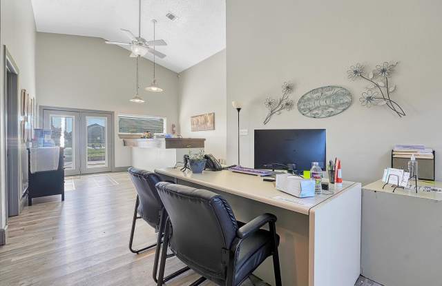 Apple Creek Apartments Gallery 4