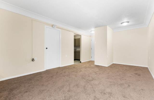 Glendale Park Apartments - Senior Housing Gallery 4