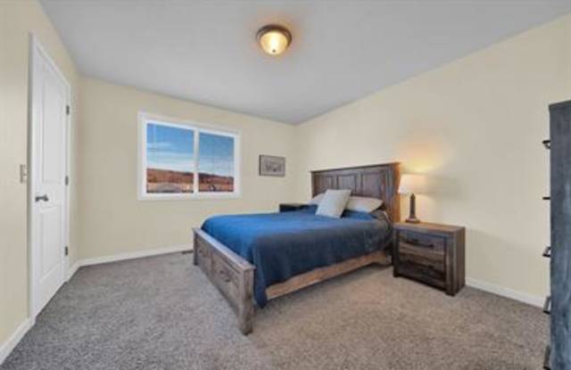 3840 Vale Drive photos photos