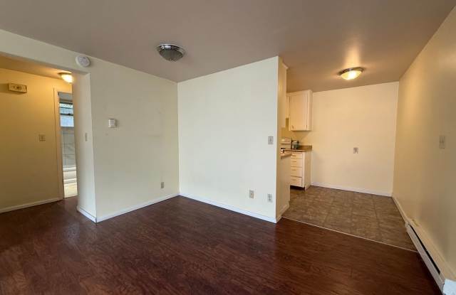 Lynn Mar Apartments - 6 WEEKS FREE RENT! photos photos