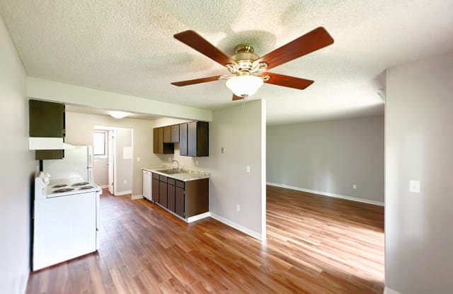 The Grove Apartments Gallery 4