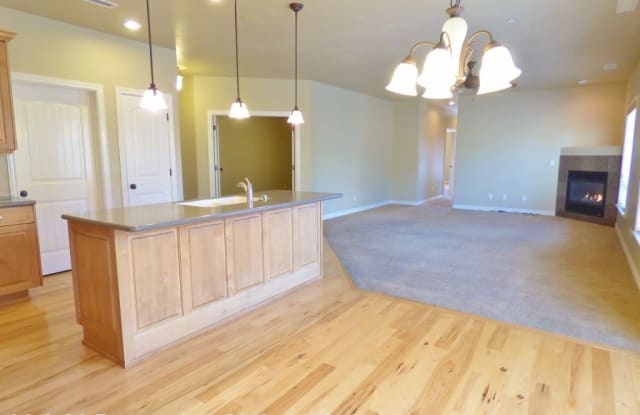 7386 S 1000 E #104 - 7386 1000 East, Midvale, UT 84047