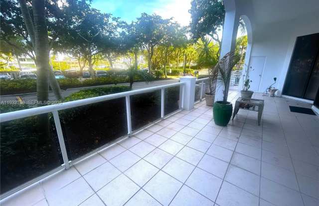 3640 Yacht Club Dr - 3640 Yacht Club Drive, Aventura, FL 33180 3640 Yacht Club Dr - 3640 Yacht Club Drive, Aventura, FL 33180
