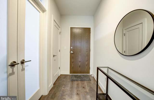 2337 CHAMPLAIN Street NW Gallery 3