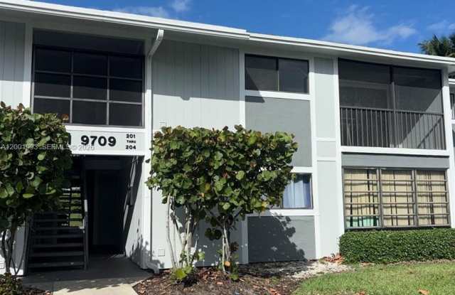 9709 Hammocks Blvd photos photos