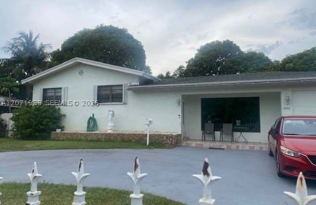 18912 NW 10th Pl Gallery 1