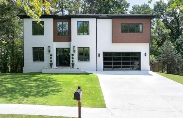 2771 Guthrie Street SE photos photos