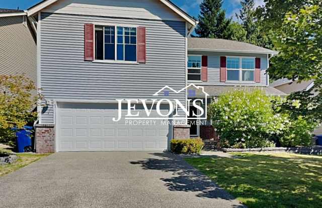 Spacious home with A/C, full kitchen, and 2-car garage – Minutes from Pine Lake and Skyline High! - 1724 251st Place Southeast, Sammamish, WA 98075