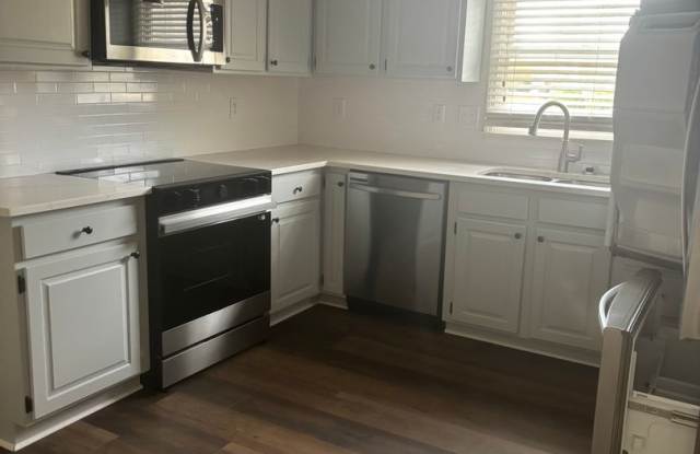 2 Bedroom Salisbury Townhome photos photos