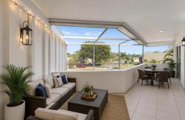 7 GREENWAY Village N photos photos