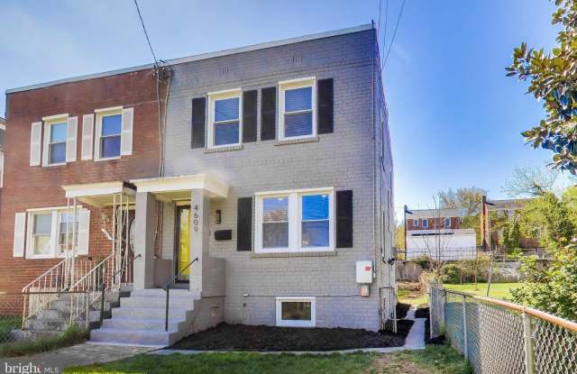 4609 HILLSIDE Road SE Gallery 2