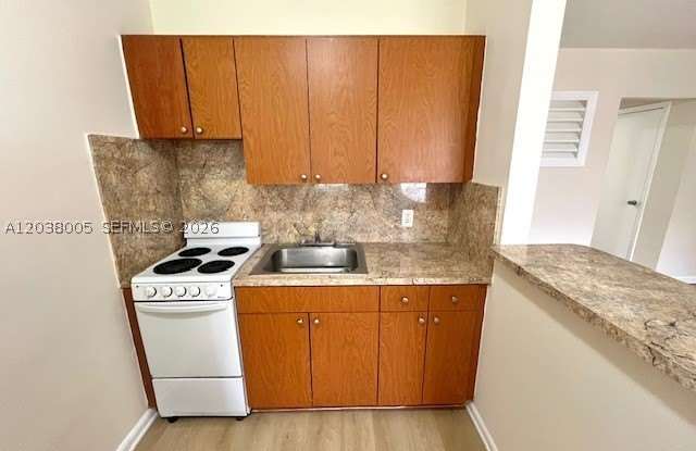 692 NE 85th St photos photos