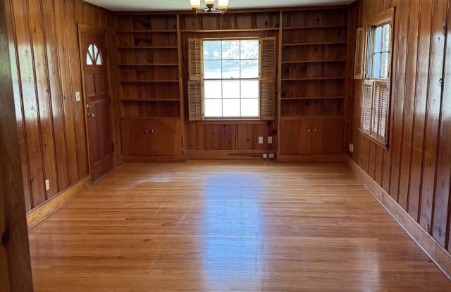 527 College Hill Road Gallery 4