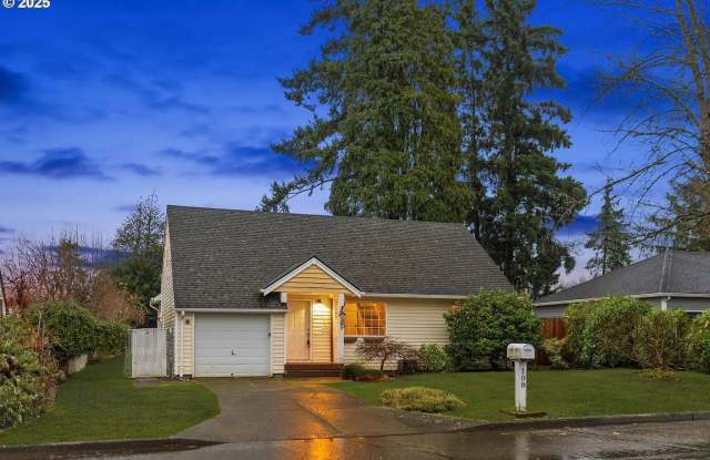 108 NE Whitney St photos photos