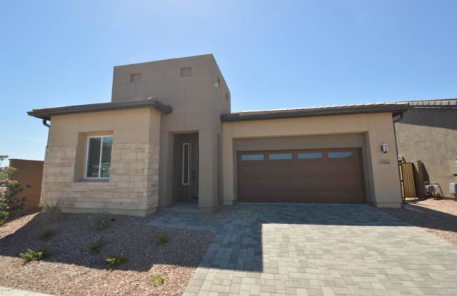 9320 S 55TH Place - 9320 South 55th Place, Tempe, AZ 85284