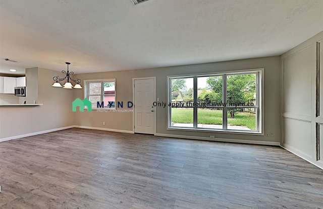 24118 Spring Mill Ln Gallery 4