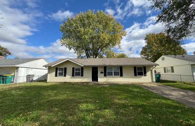 1581 Roberts Rd - 1581 Roberts Road, Franklin, IN 46131