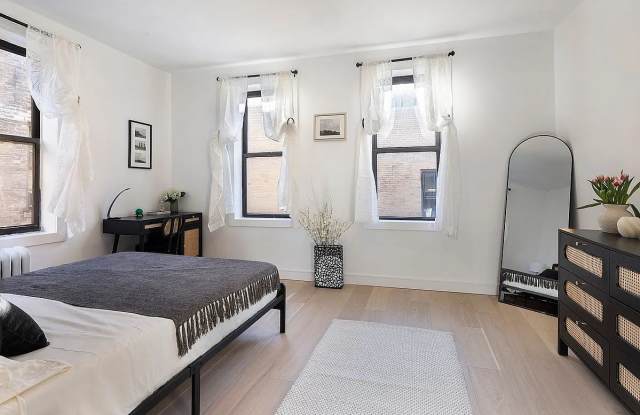 807 Riverside Dr Apt 6E Gallery 2