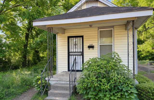 331 W Dison Ave photos photos